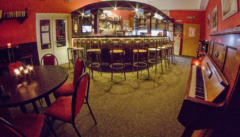 Klub Café Bar