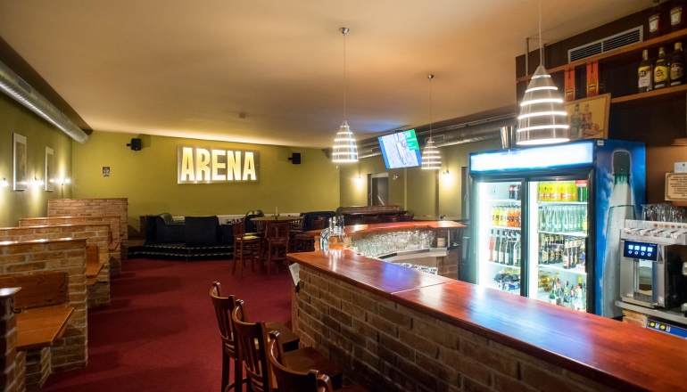 Arena bar & club