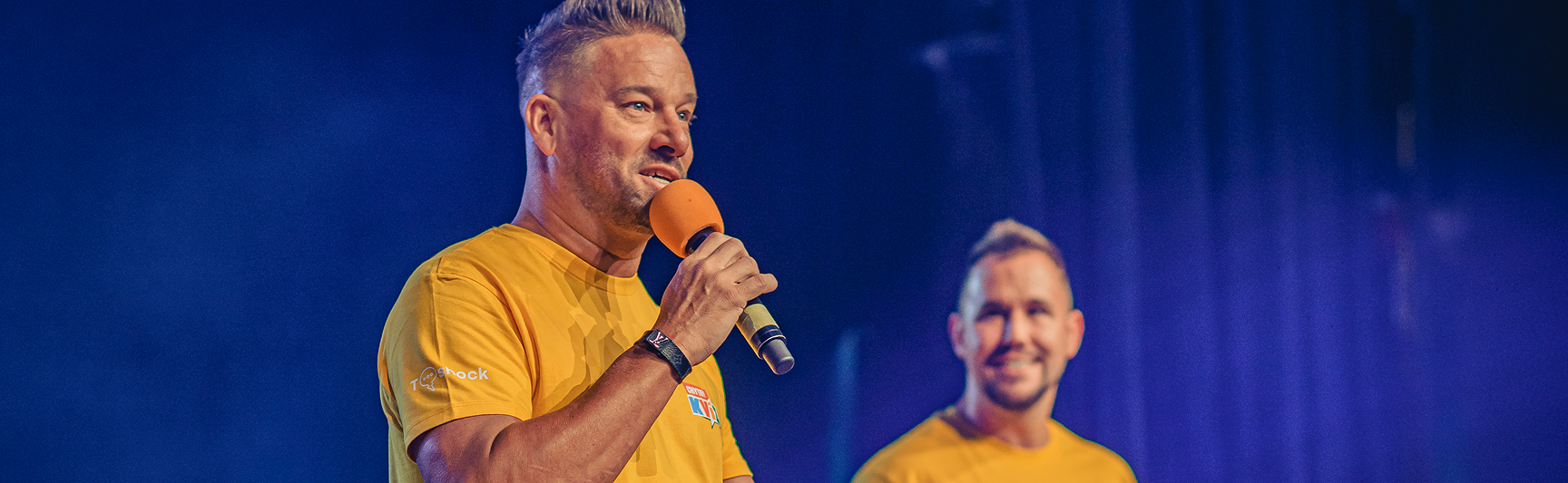 Moderátoři na pódiu